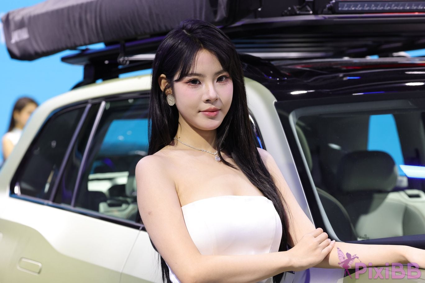 Featured Street Photography Works No.5566 Collection of models at Volkswagen booth PixiBB.COM 1465