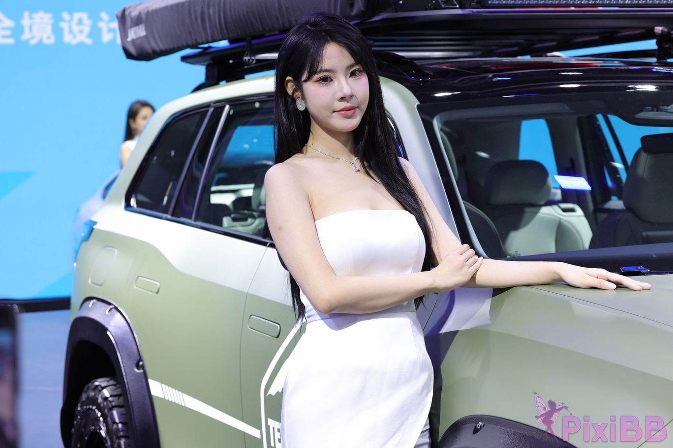 Featured Street Photography Works No.5566 Collection of models at Volkswagen booth PixiBB.COM 1482