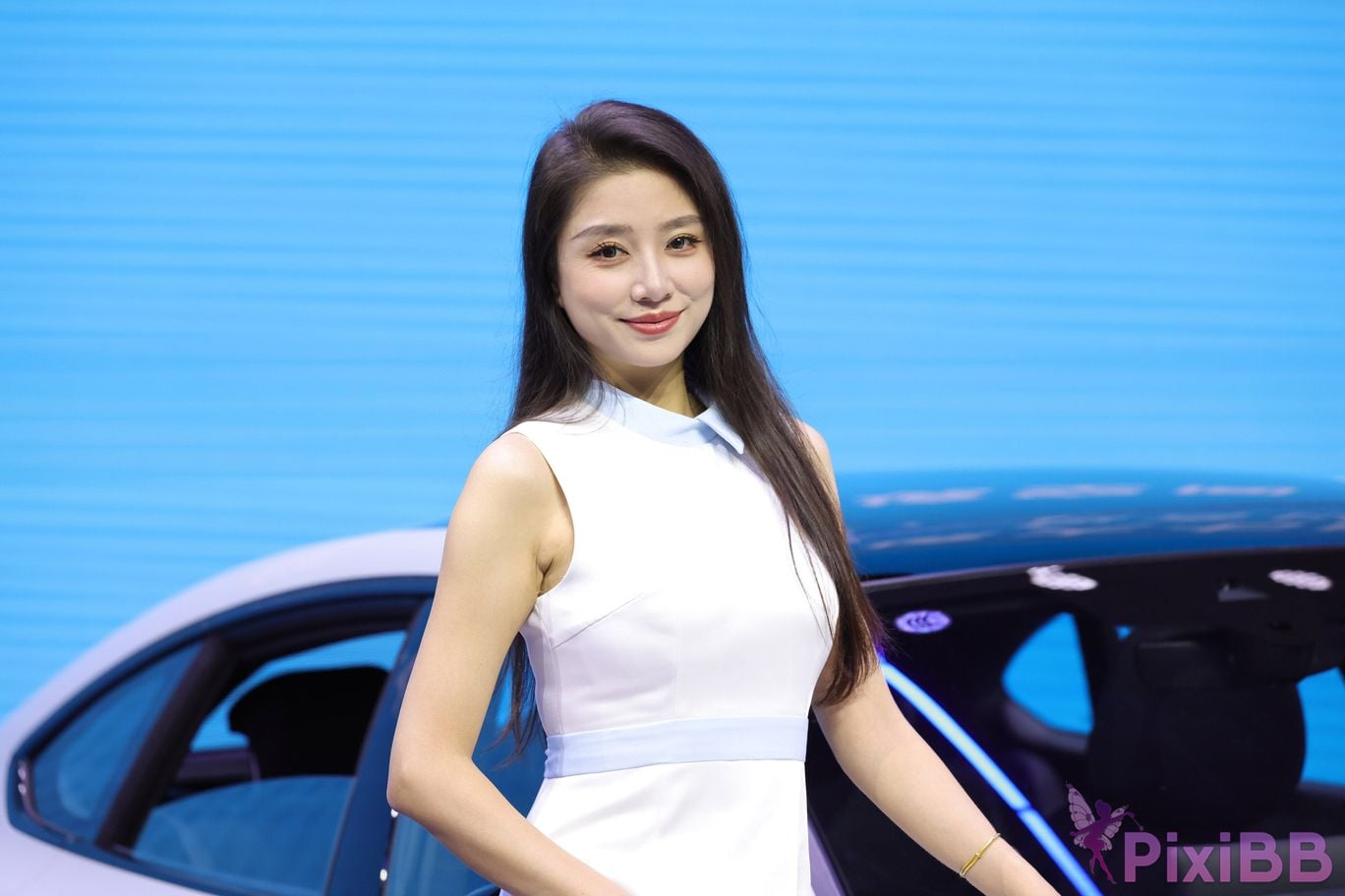 Featured Street Photography Works No.5566 Collection of models at Volkswagen booth PixiBB.COM 269