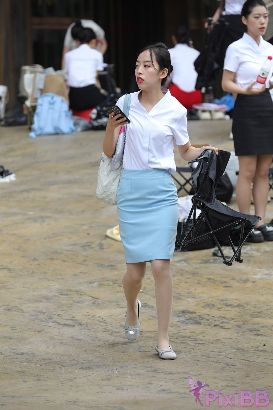 Featured Street Photography Works No.5570 flight attendant college student PixiBB.COM 025