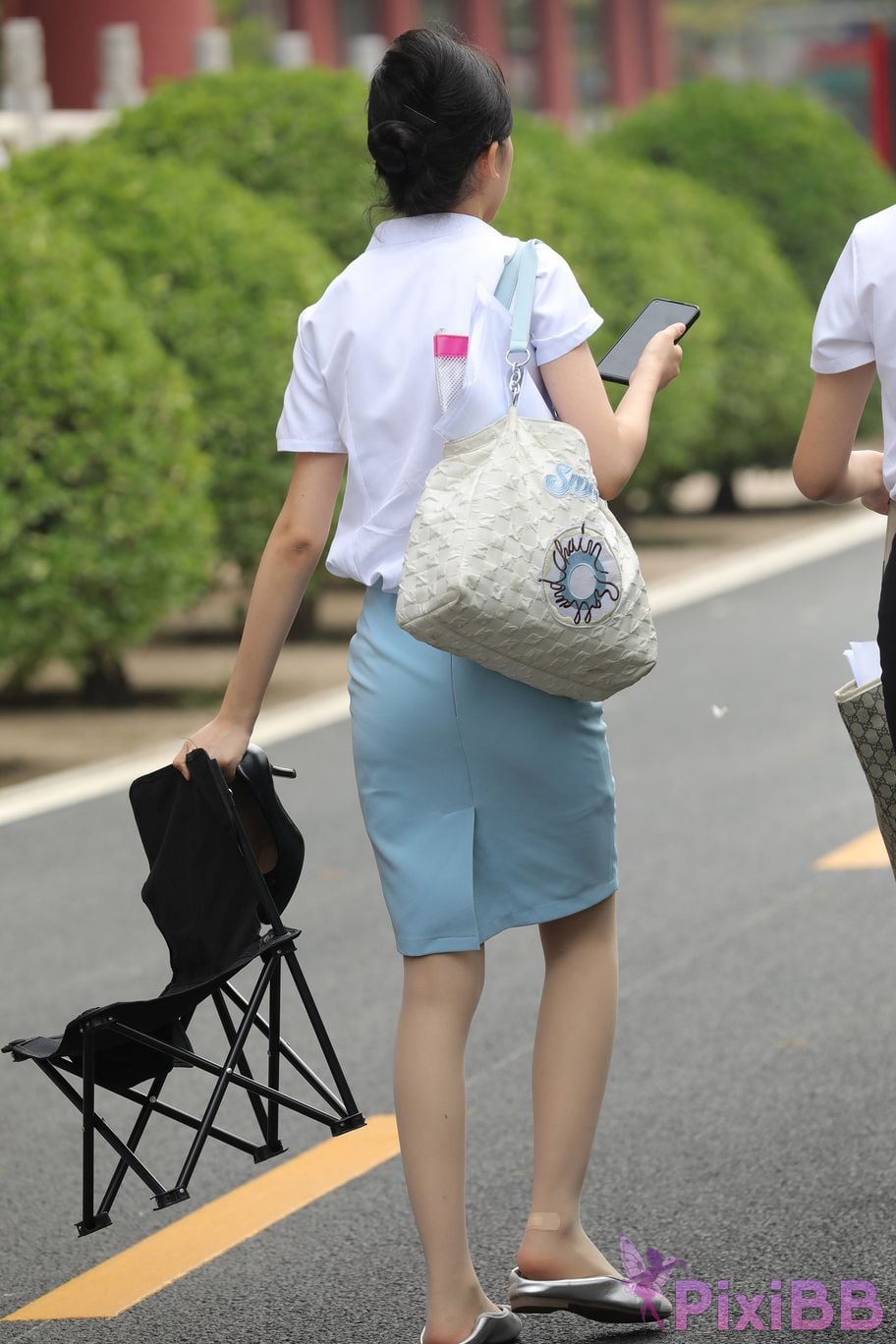 Featured Street Photography Works No.5570 flight attendant college student PixiBB.COM 033