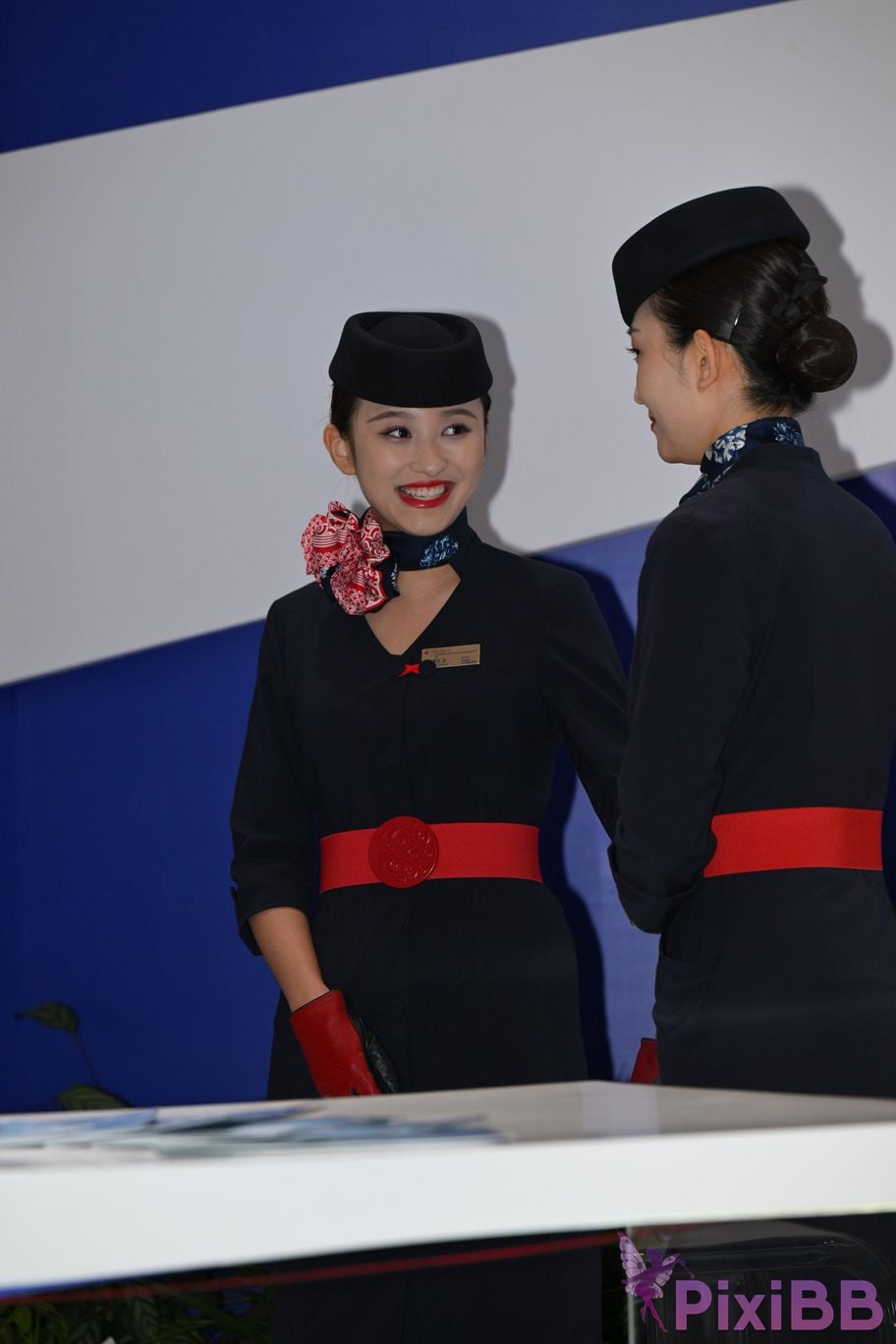 Featured Street Photography Works No.5586 China Eastern Airlines stewardess PixiBB.COM 024