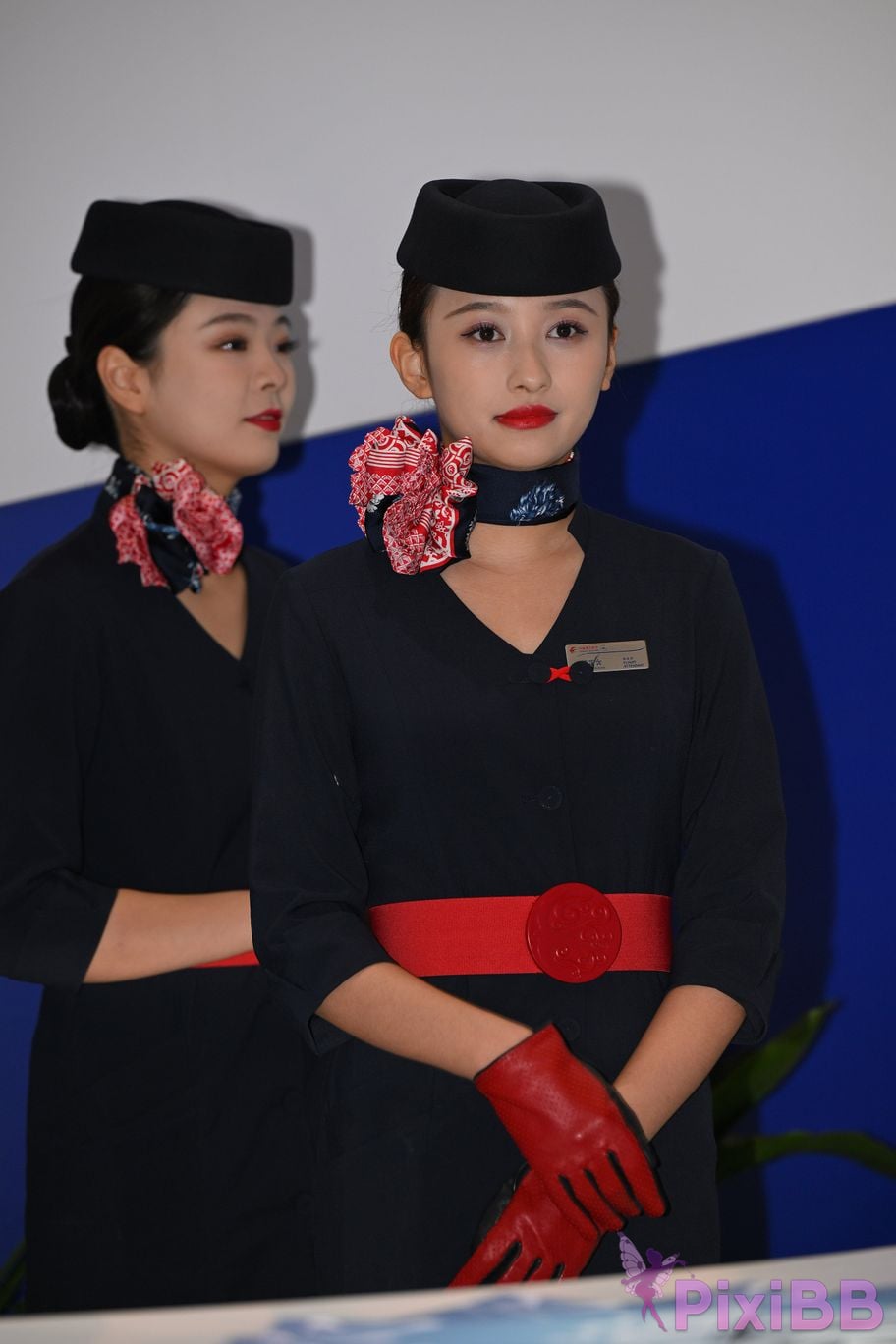 Featured Street Photography Works No.5586 China Eastern Airlines stewardess PixiBB.COM 038