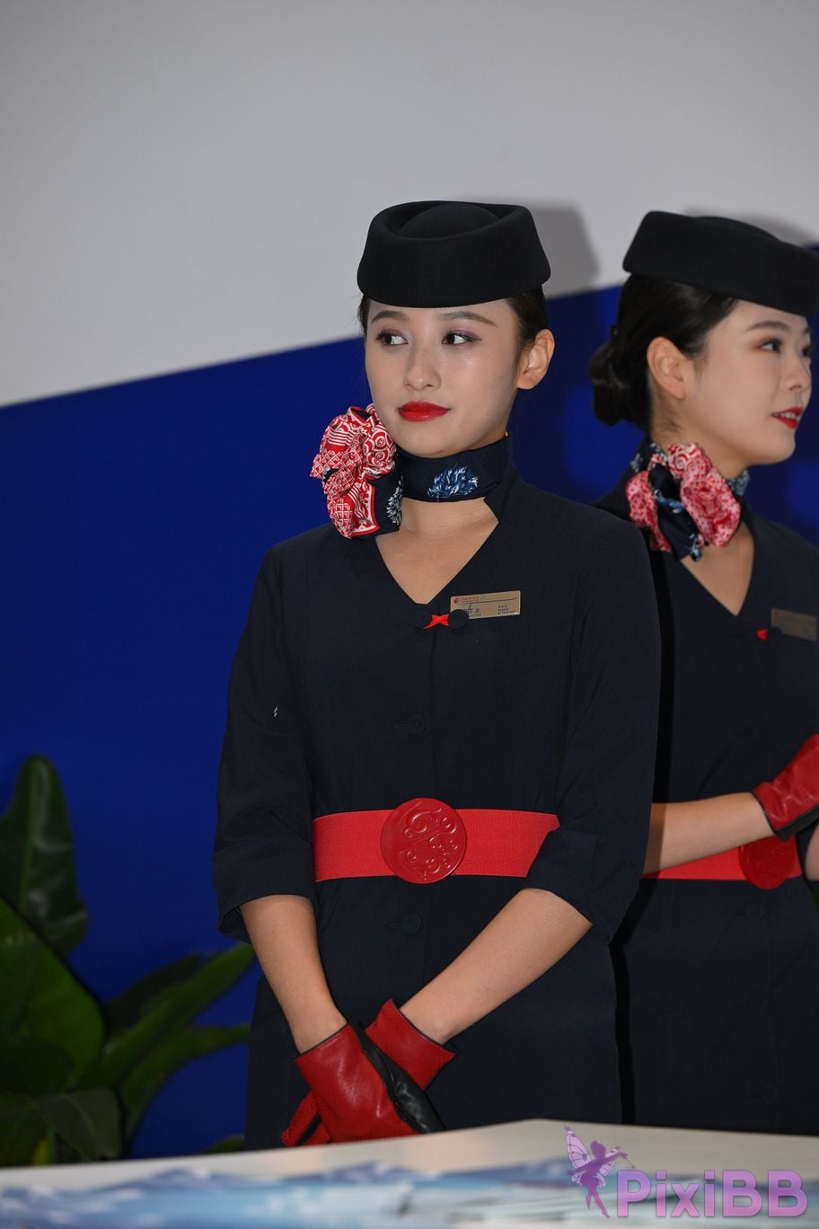 Featured Street Photography Works No.5586 China Eastern Airlines stewardess PixiBB.COM 042
