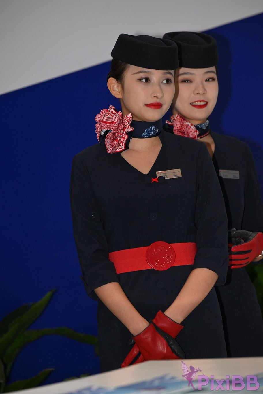 Featured Street Photography Works No.5586 China Eastern Airlines stewardess PixiBB.COM 049