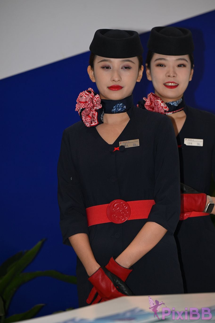 Featured Street Photography Works No.5586 China Eastern Airlines stewardess PixiBB.COM 053