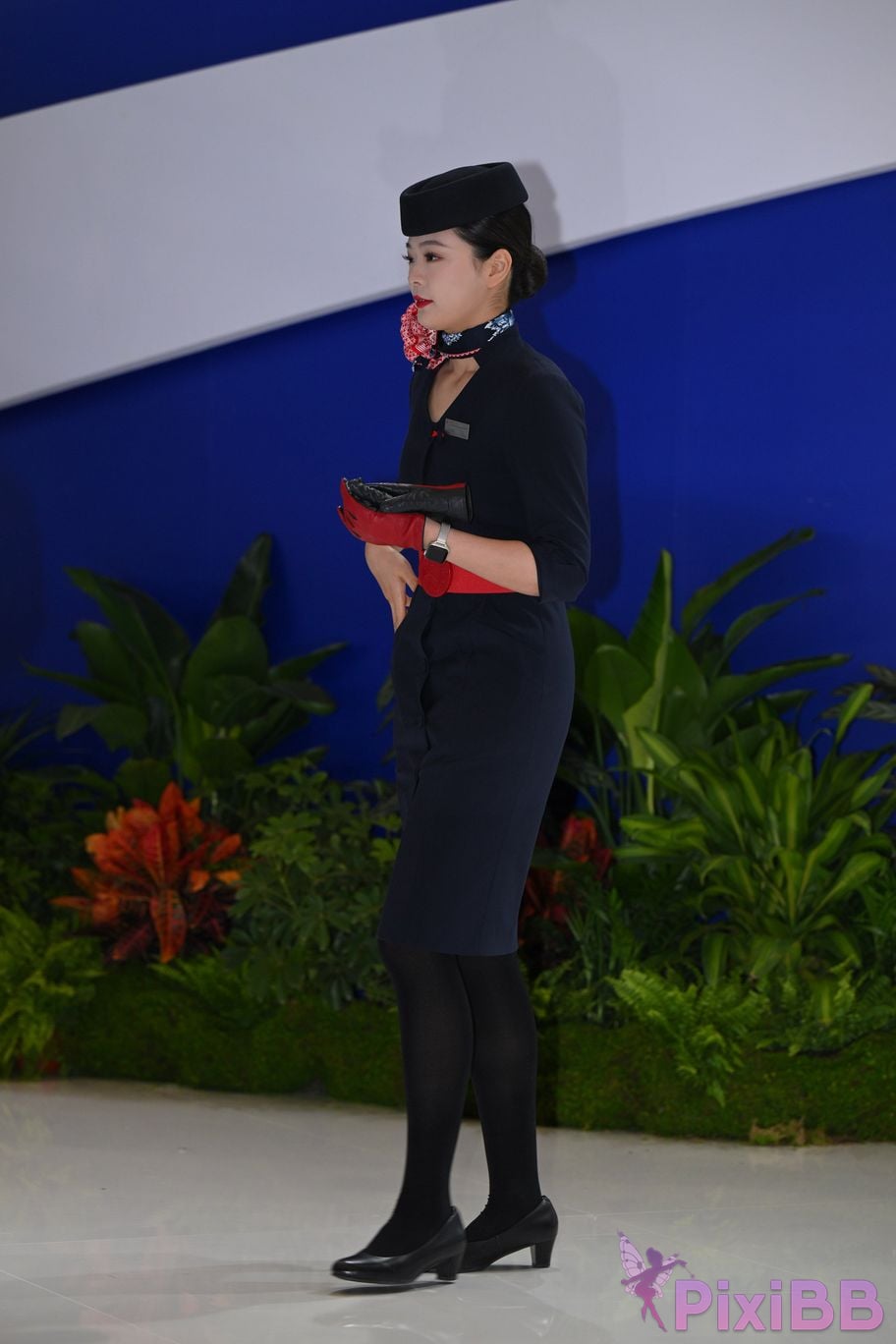 Featured Street Photography Works No.5586 China Eastern Airlines stewardess PixiBB.COM 076