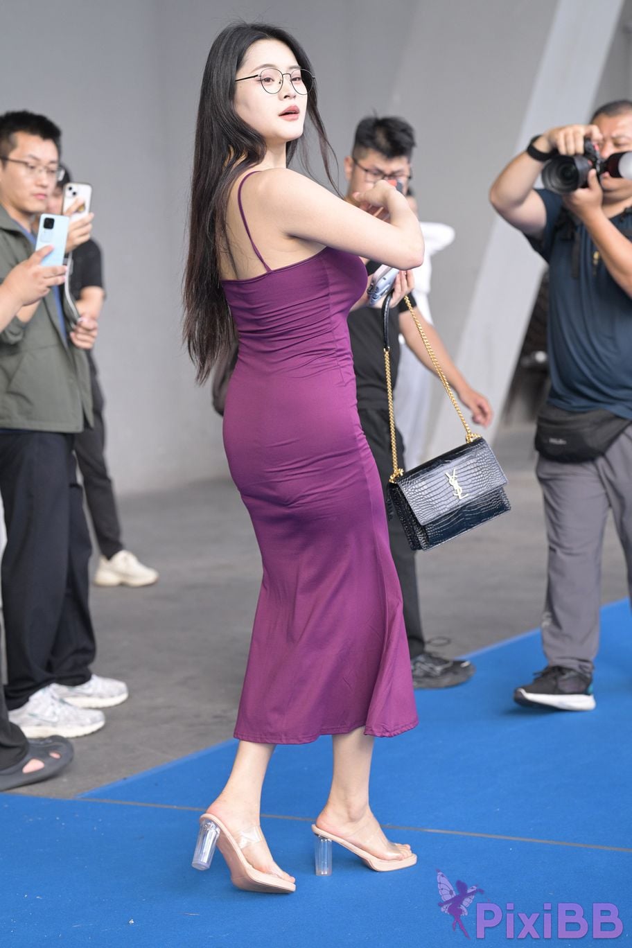 Featured Street Photography Works No.5590 Purple suspender dress PixiBB.COM 037