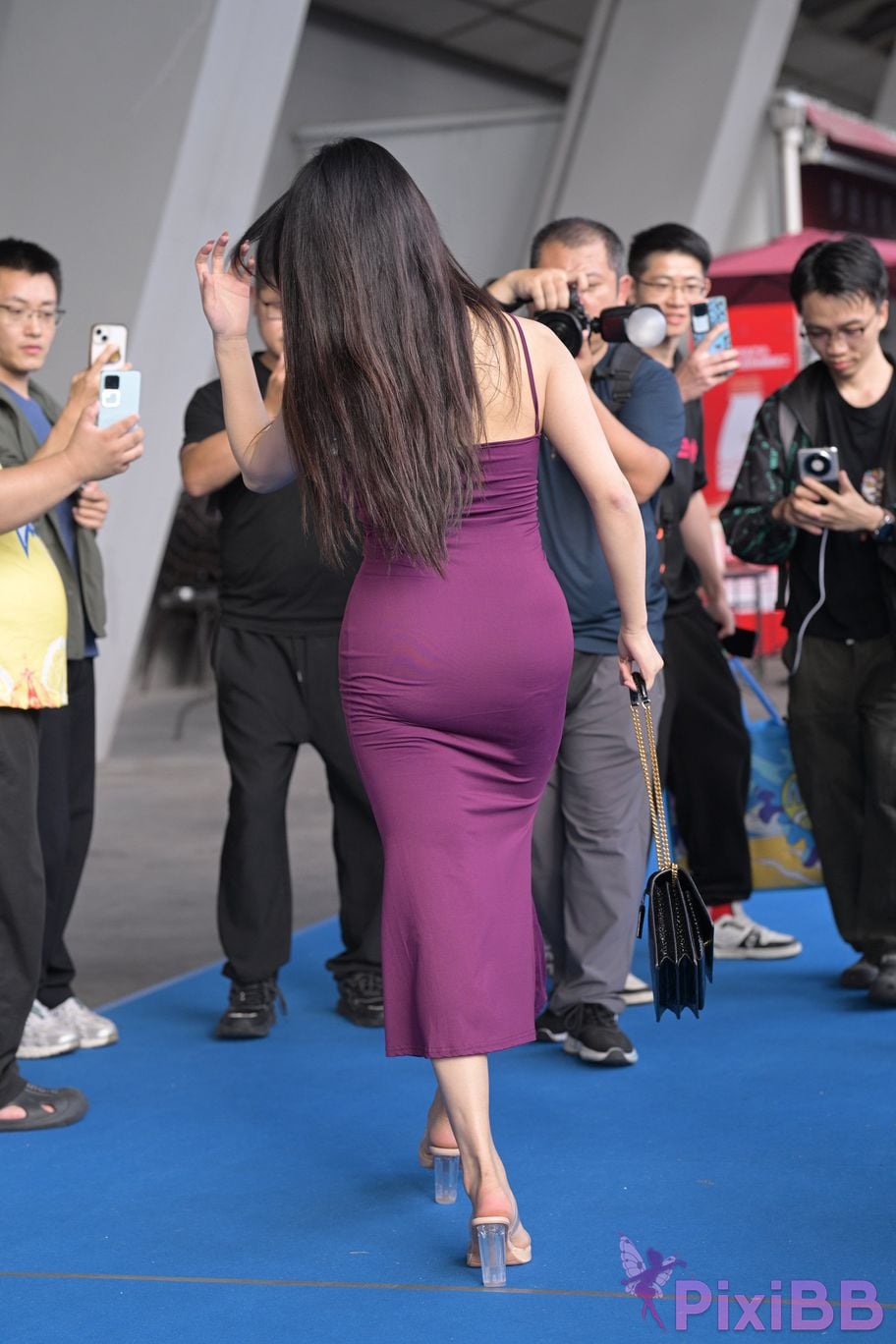 Featured Street Photography Works No.5590 Purple suspender dress PixiBB.COM 049