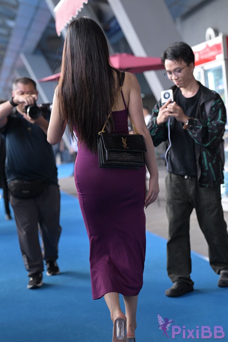 Featured Street Photography Works No.5590 Purple suspender dress PixiBB.COM 086
