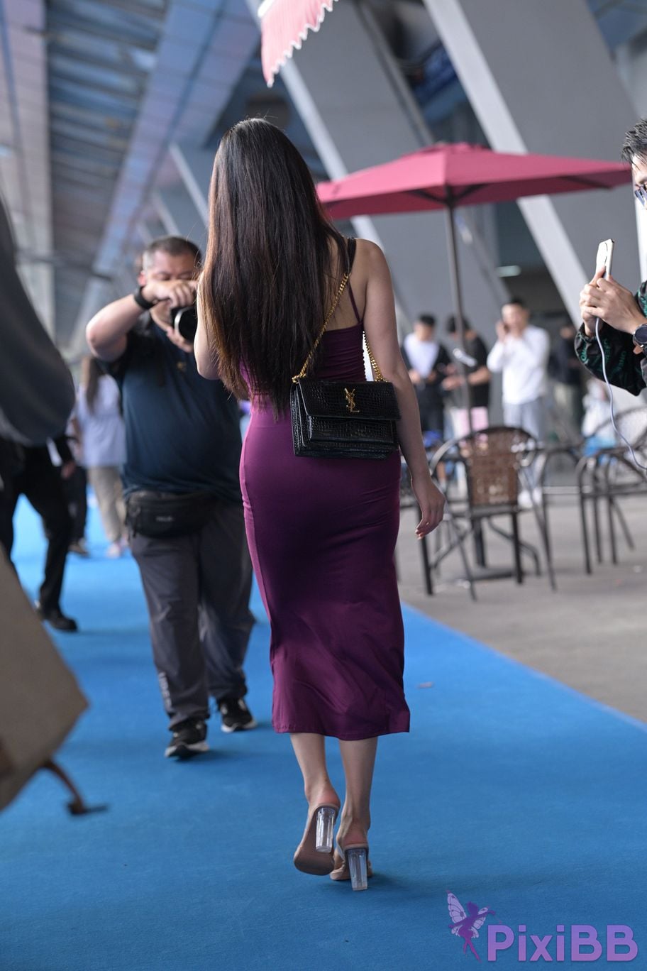Featured Street Photography Works No.5590 Purple suspender dress PixiBB.COM 092