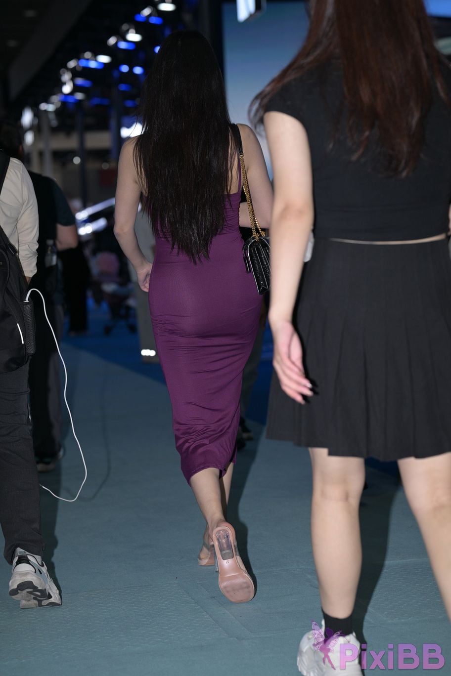 Featured Street Photography Works No.5590 Purple suspender dress PixiBB.COM 117