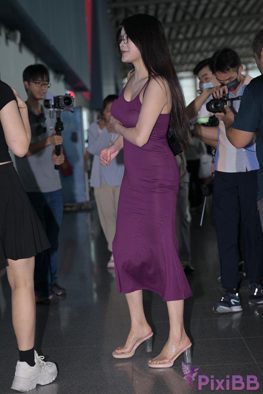 Featured Street Photography Works No.5590 Purple suspender dress PixiBB.COM 183