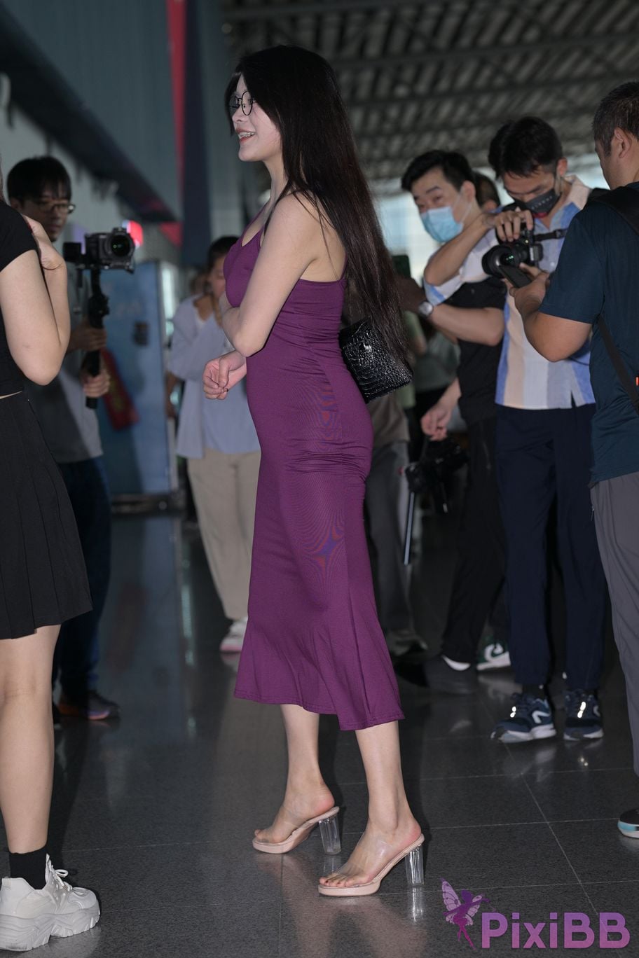 Featured Street Photography Works No.5590 Purple suspender dress PixiBB.COM 184