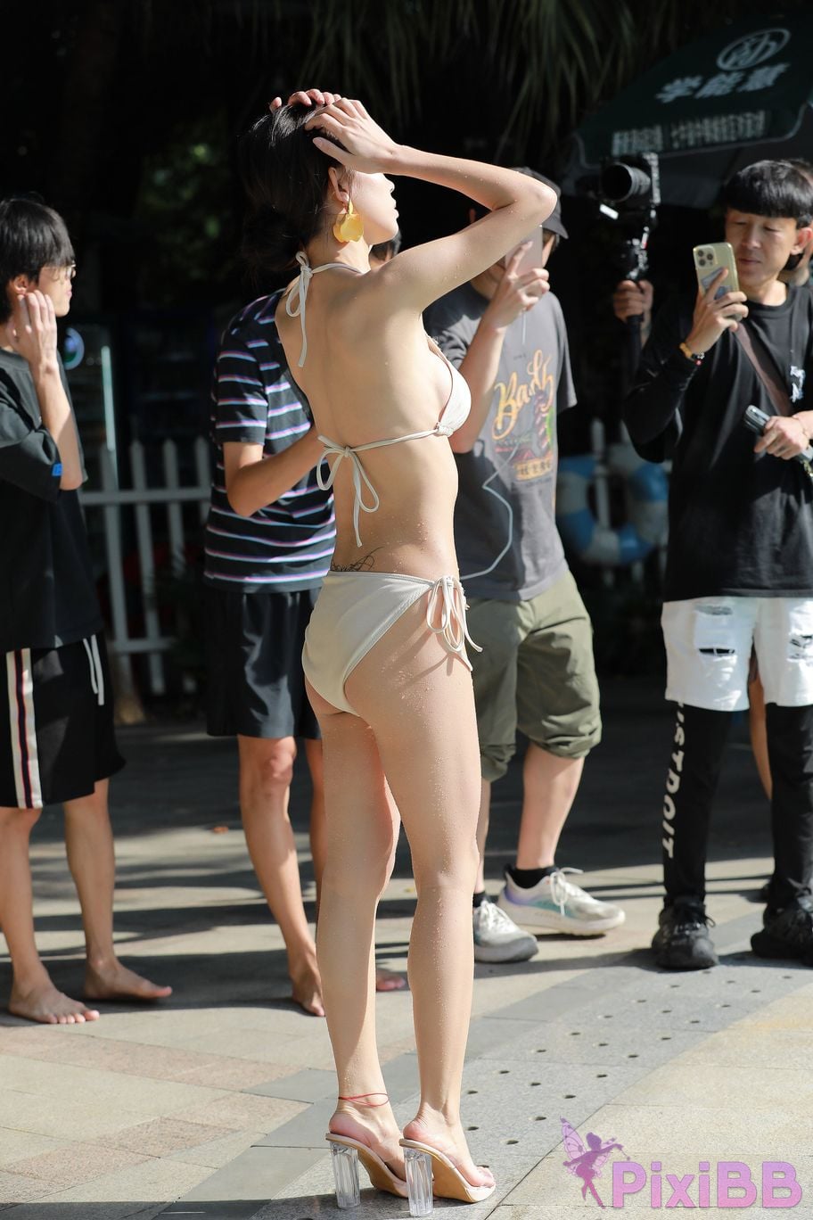Featured Street Photography Works No.5870 Pale yellow swimwear beauty PixiBB.COM 268