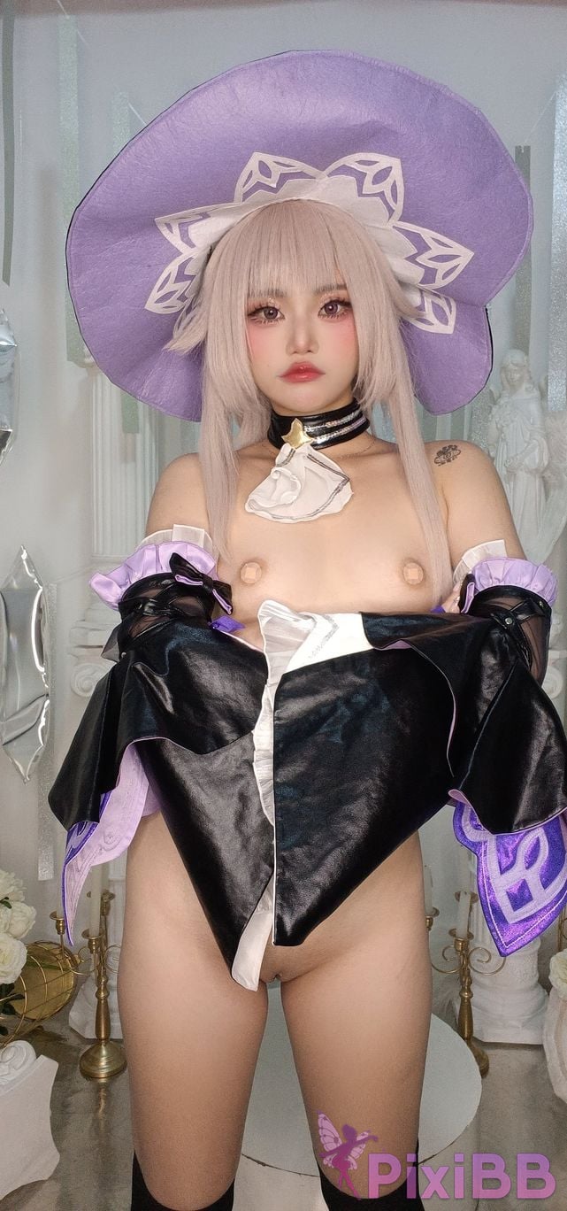 Cosplayer Miinmeow The Herta PixiBB.COM 071