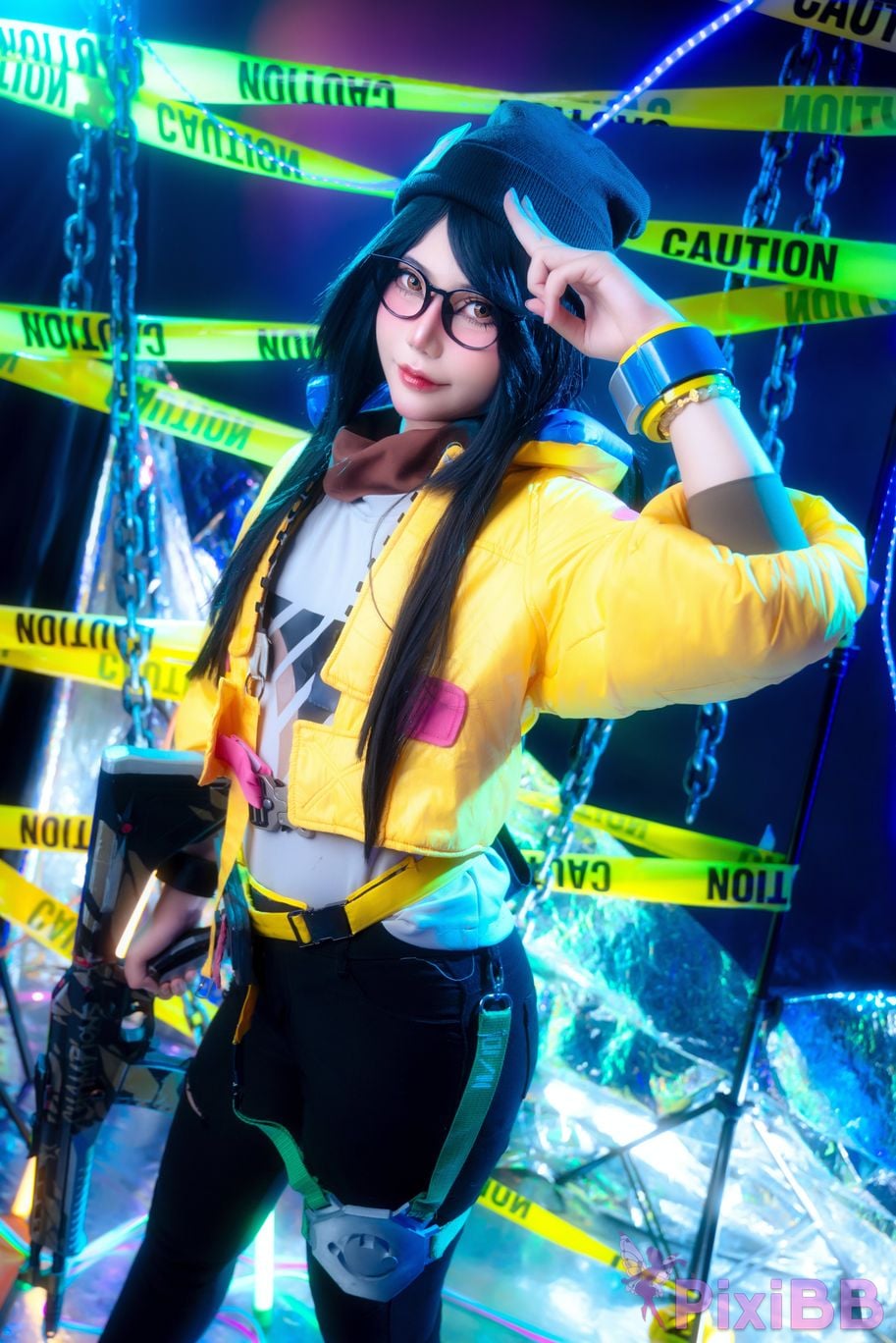 Cosplayer Miinmeow Killjoy PixiBB.COM 005
