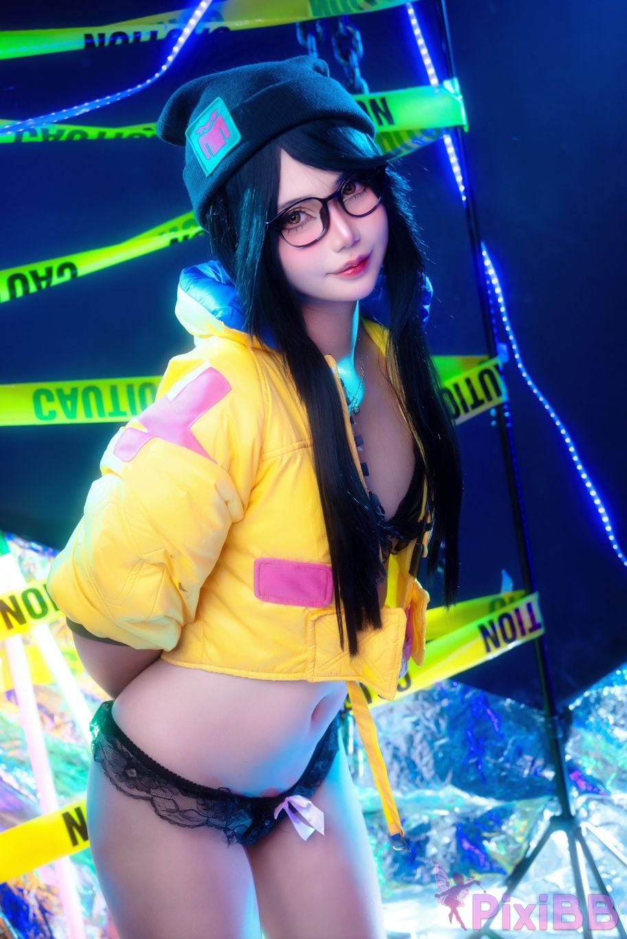 Cosplayer Miinmeow Killjoy PixiBB.COM 012