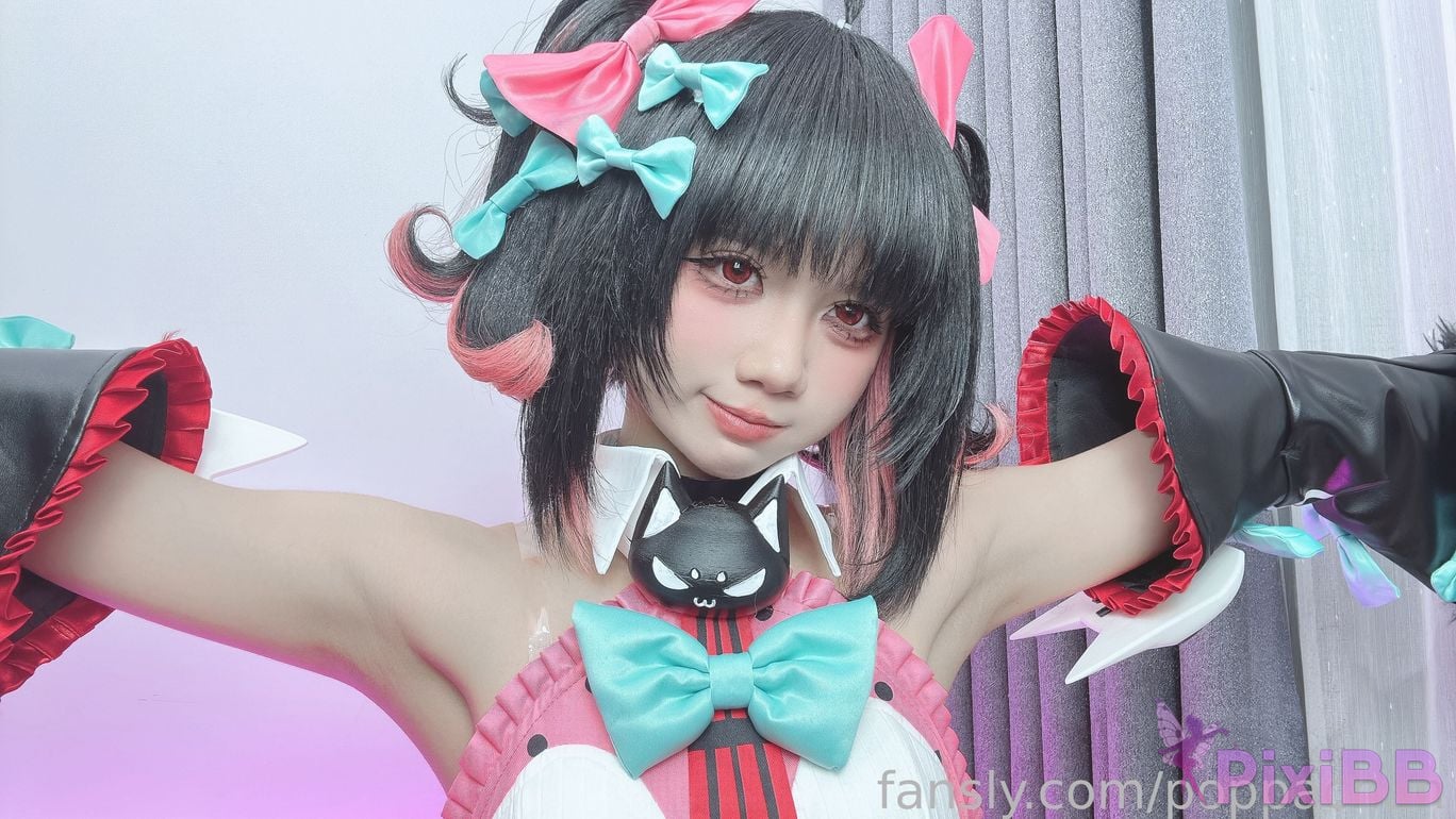 Cosplayer PoppaChan Nangong Yu Zenless Zone Zero PixiBB.COM 007