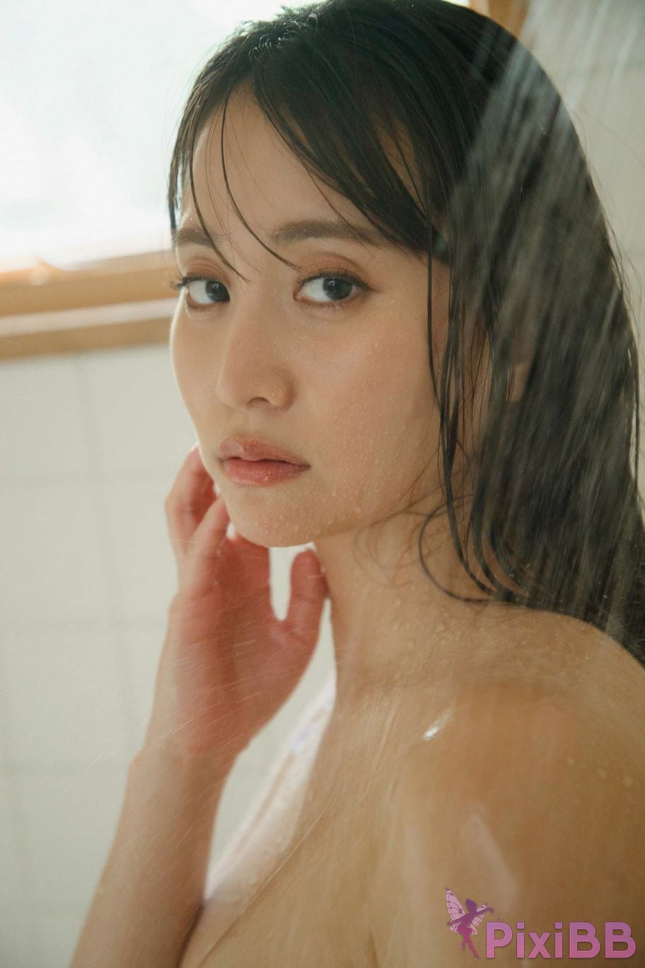 Japanese Idol Nagao Mariya FRIDAY Digital Photo Album On the beach in winter Alone with you vol.2 Large Volume 100 Pages PixiBB.COM 081