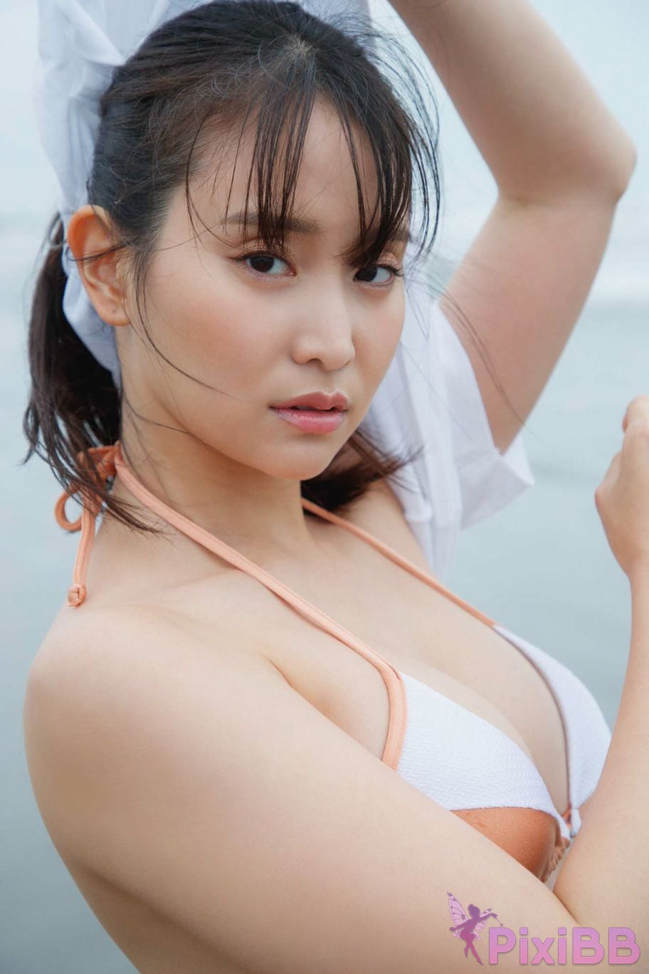 Japanese Idol Nagao Mariya FRIDAY Digital Photo Album On the beach in winter Alone with you vol.2 Large Volume 100 Pages PixiBB.COM 083