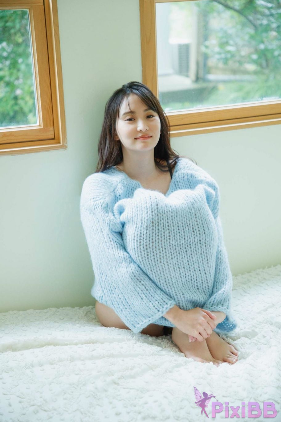 Japanese Idol Nagao Mariya FRIDAY Digital Photo Album On the beach in winter Alone with you vol.2 Large Volume 100 Pages PixiBB.COM 085