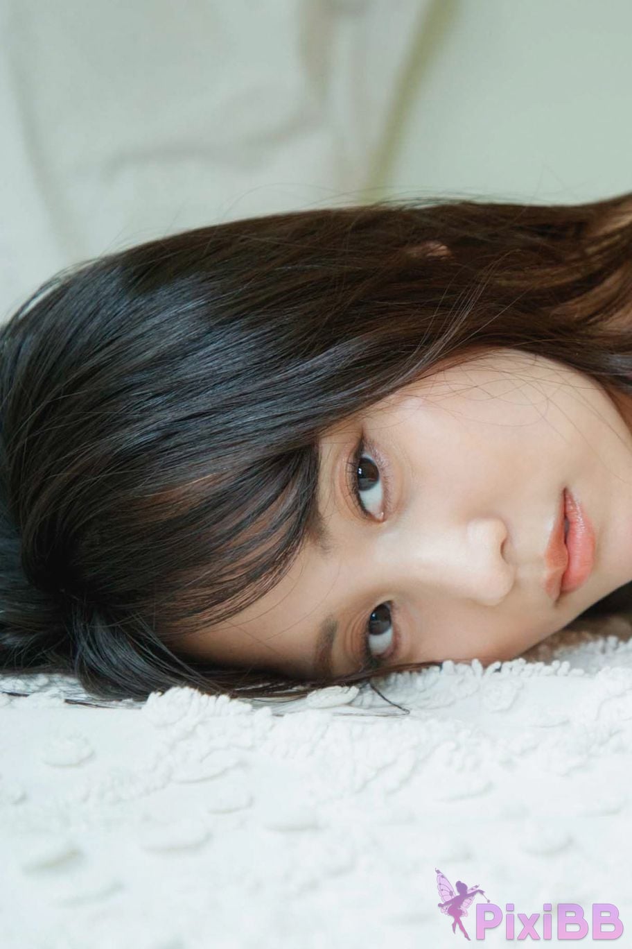 Japanese Idol Nagao Mariya FRIDAY Digital Photo Album On the beach in winter Alone with you vol.2 Large Volume 100 Pages PixiBB.COM 097