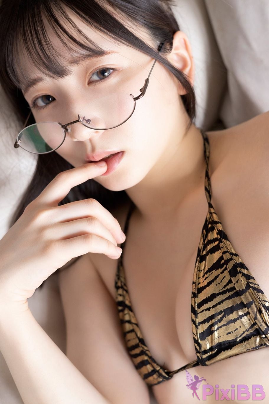 Japanese Idol Sui Utatane Utsune Weekly Contemporary Digital Photo Album Cute PixiBB.COM 033