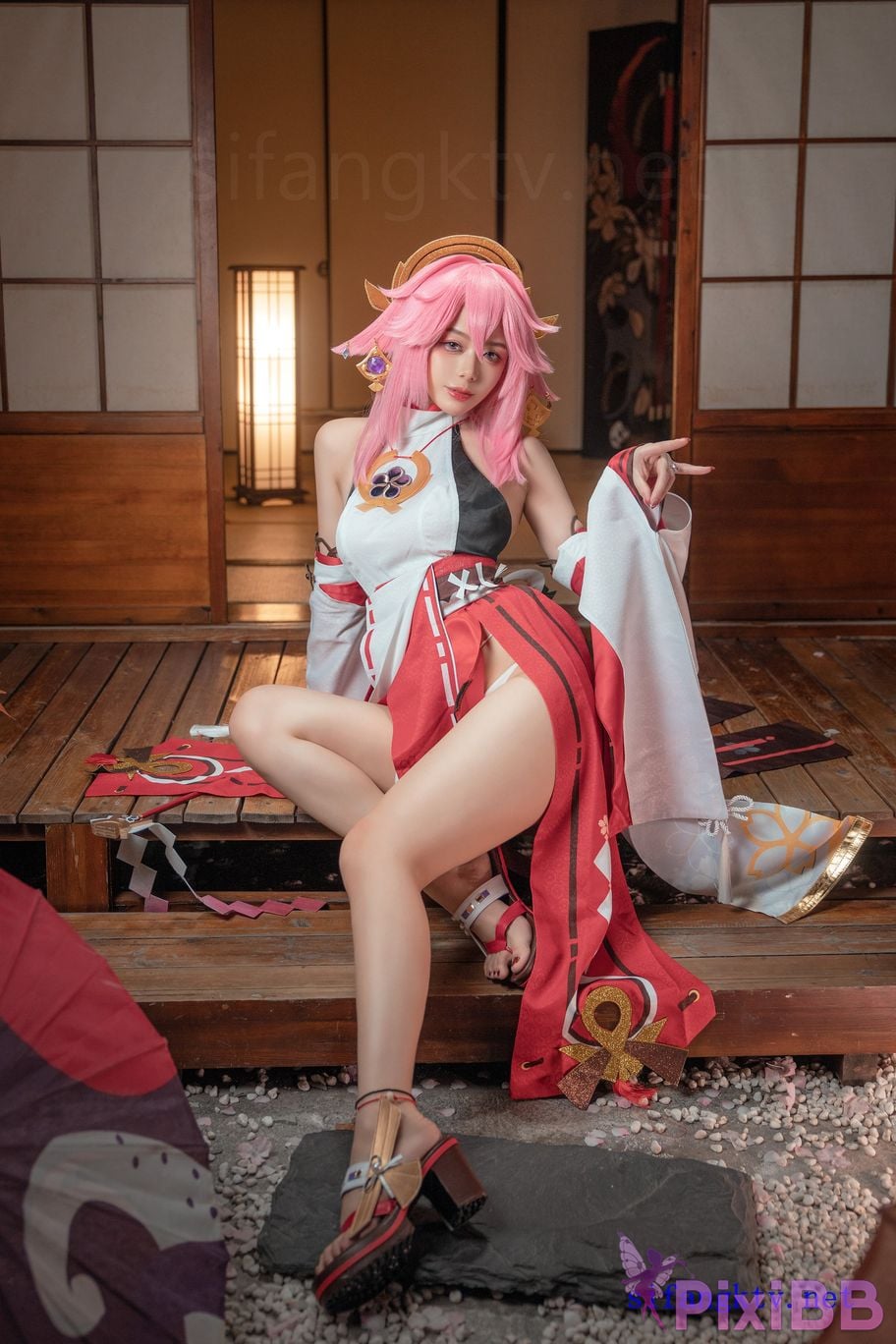 Coser jiu yan PixiBB.COM 009