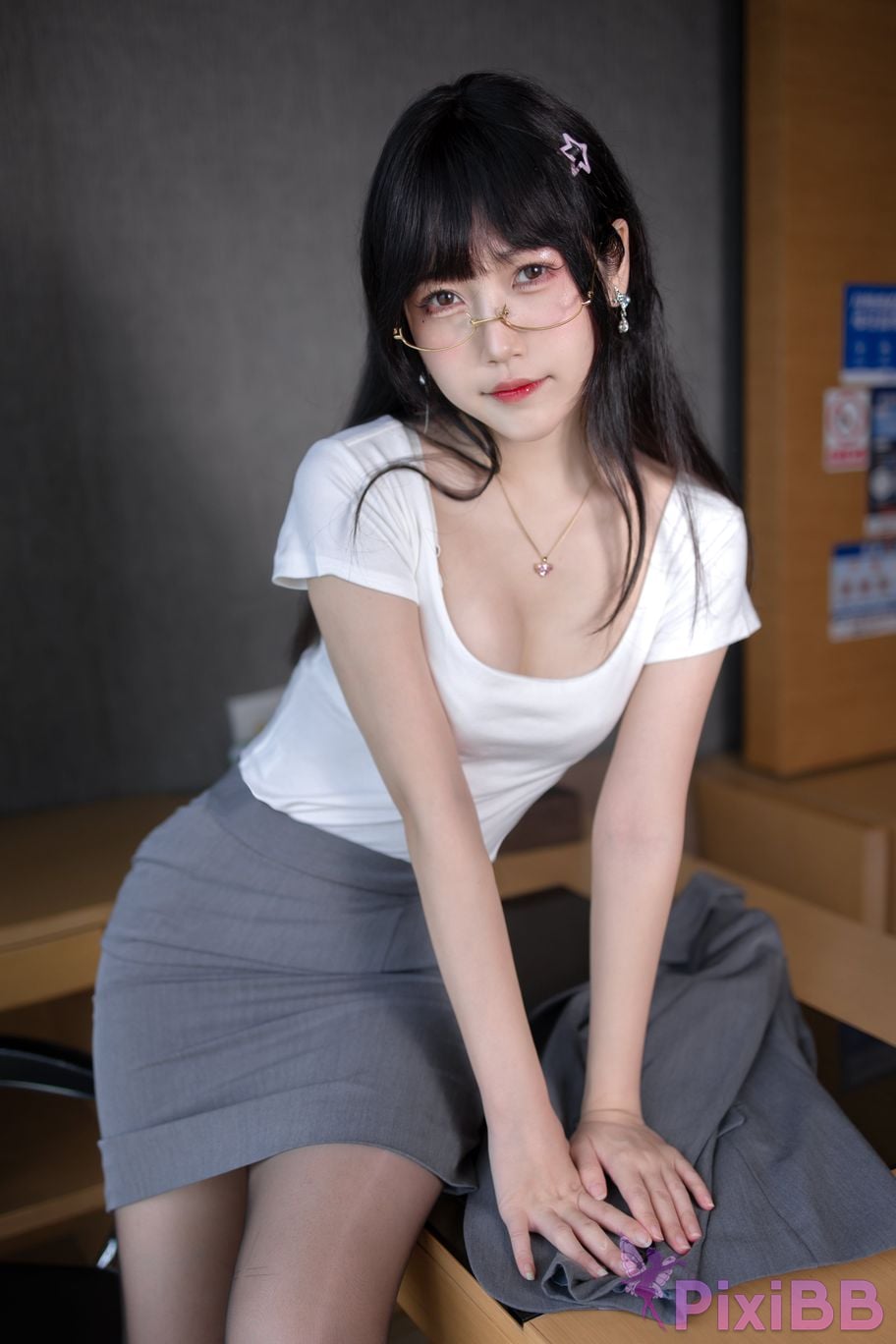 Coser Bu dai mao PixiBB.COM 023