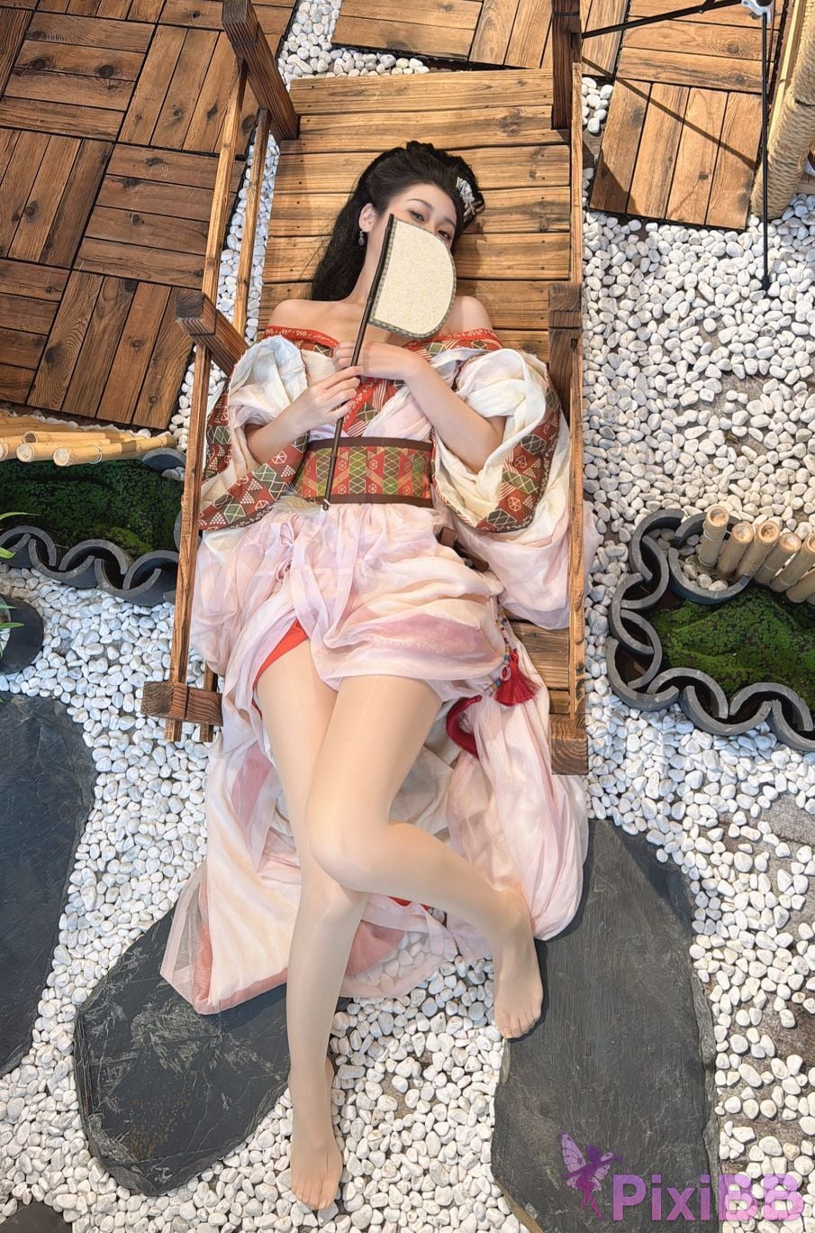 Coser Bu dai mao PixiBB.COM 127