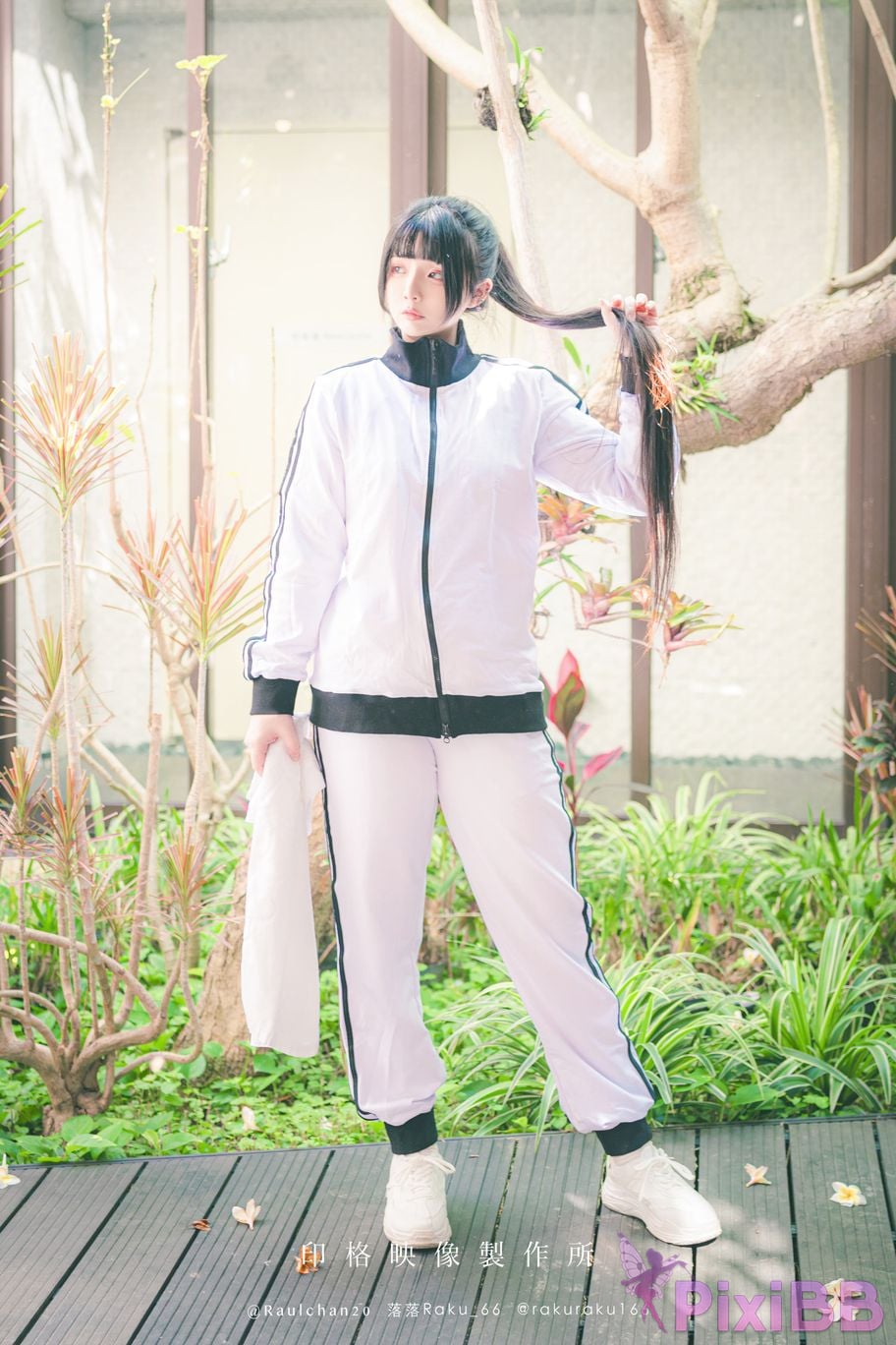 Cosplayer Luoluo Raku exercise day PixiBB.COM 005