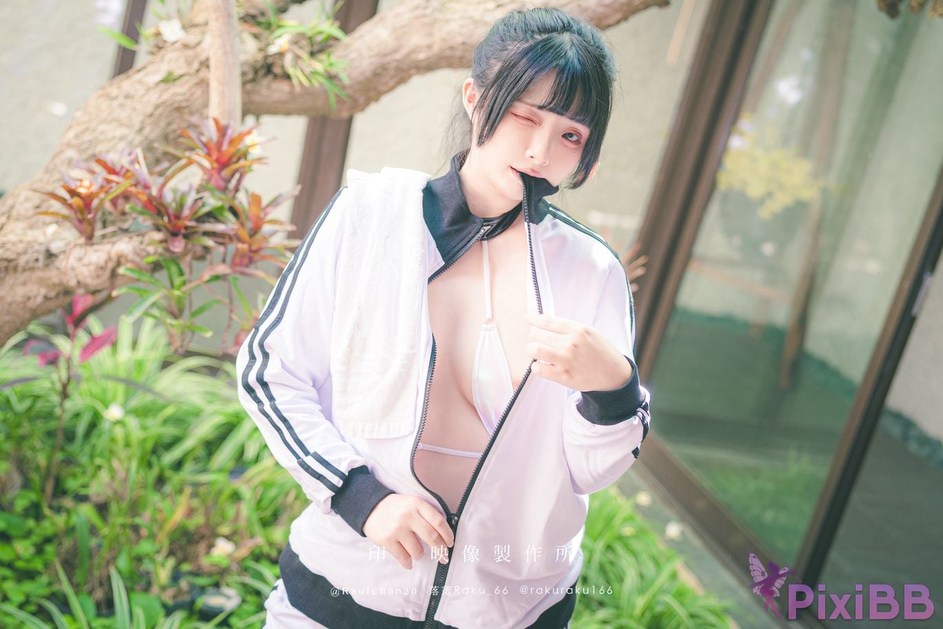Cosplayer Luoluo Raku exercise day PixiBB.COM 007