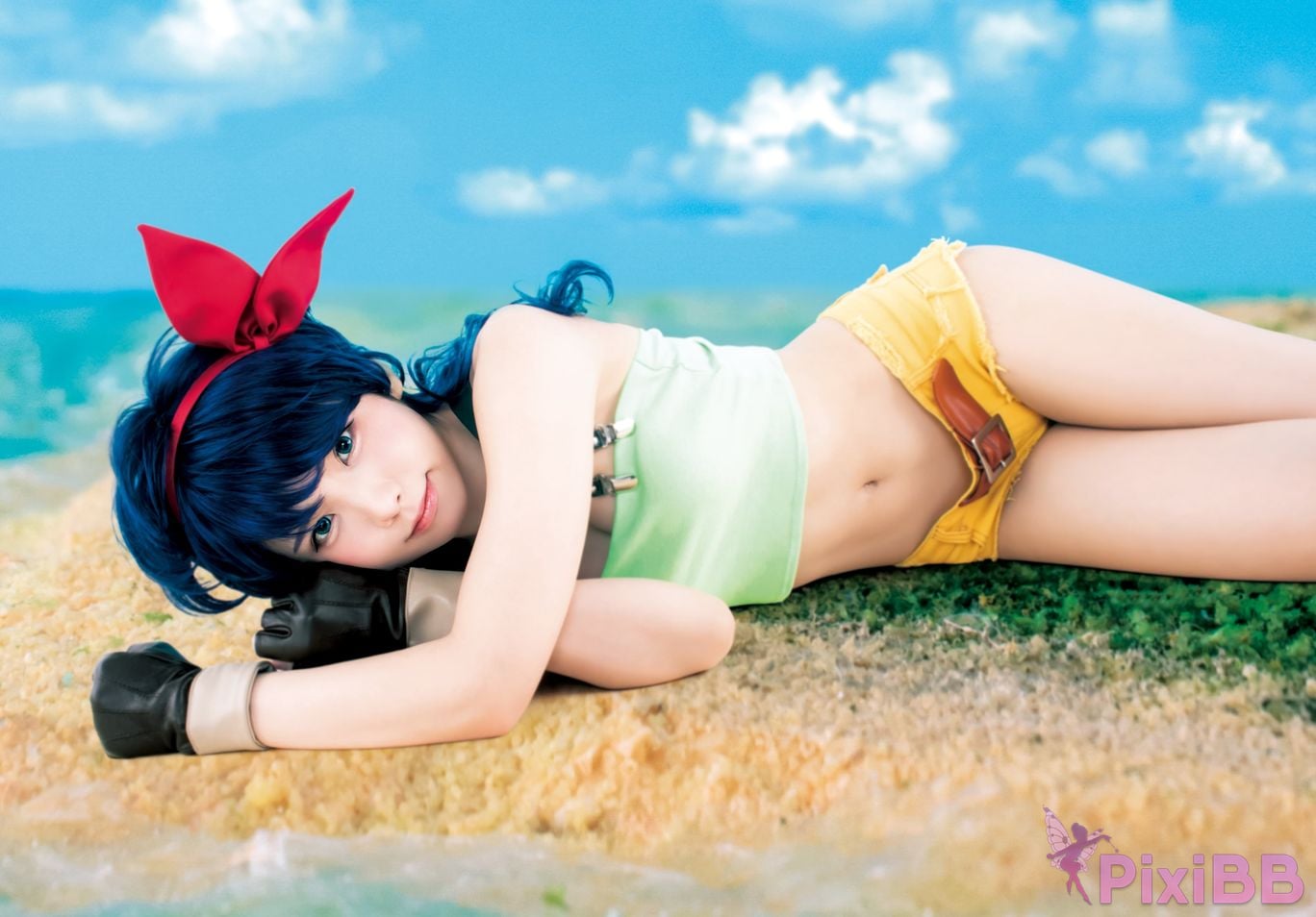 Japanese Idol Enako 1st Major photo book PixiBB.COM 010