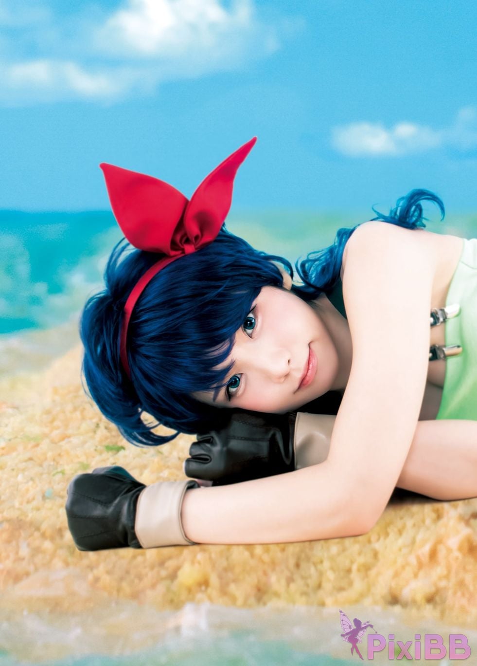 Japanese Idol Enako 1st Major photo book PixiBB.COM 012