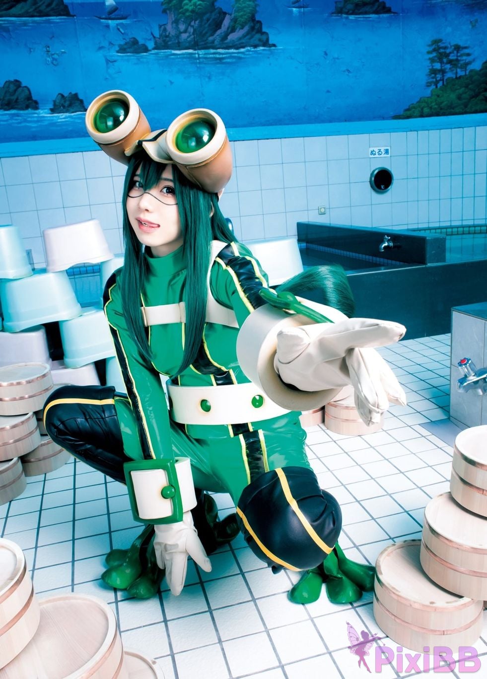 Japanese Idol Enako 1st Major photo book PixiBB.COM 037