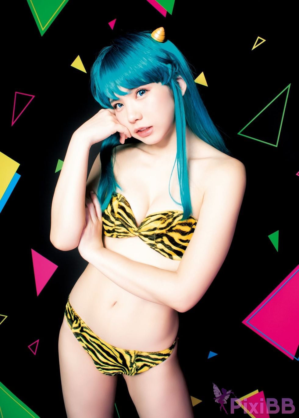Japanese Idol Enako 1st Major photo book PixiBB.COM 046