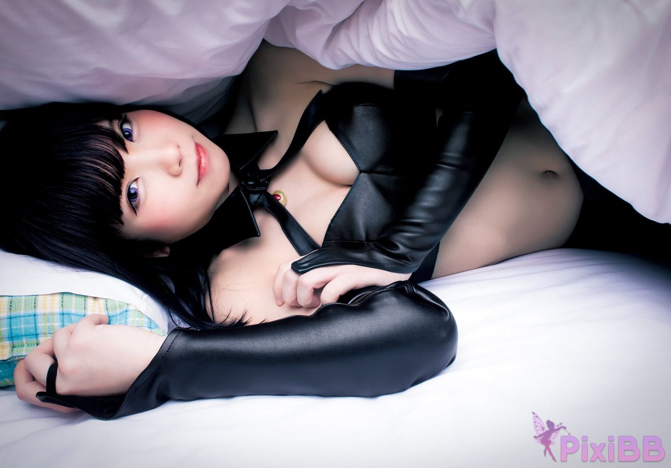 Japanese Idol Enako 1st Major photo book PixiBB.COM 110