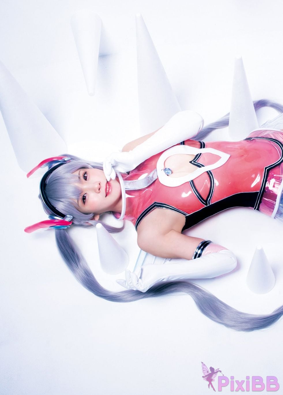 Japanese Idol Enako 1st Major photo book PixiBB.COM 151