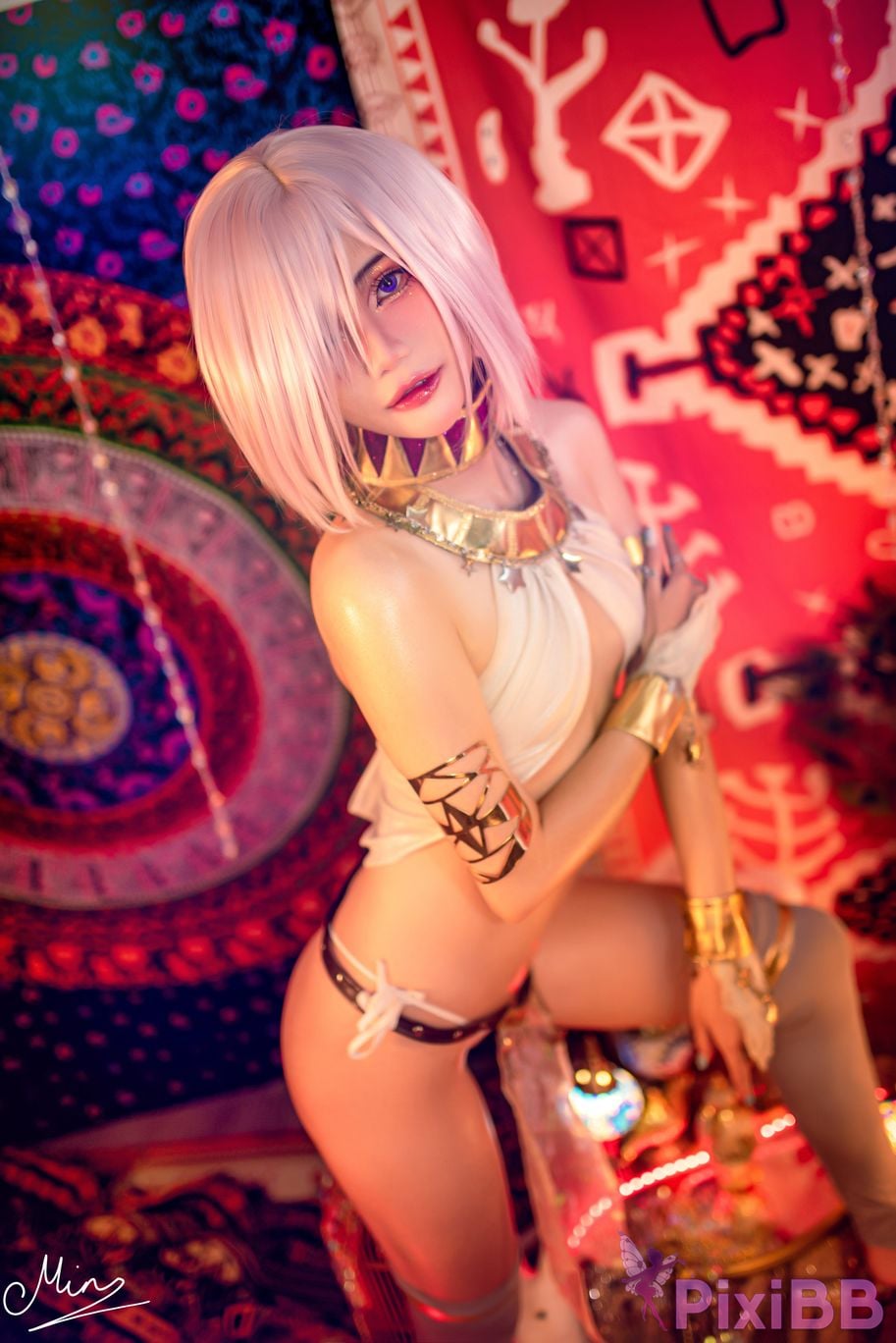 Cosplayer Miinmeow Mashu Dancer PixiBB.COM 001