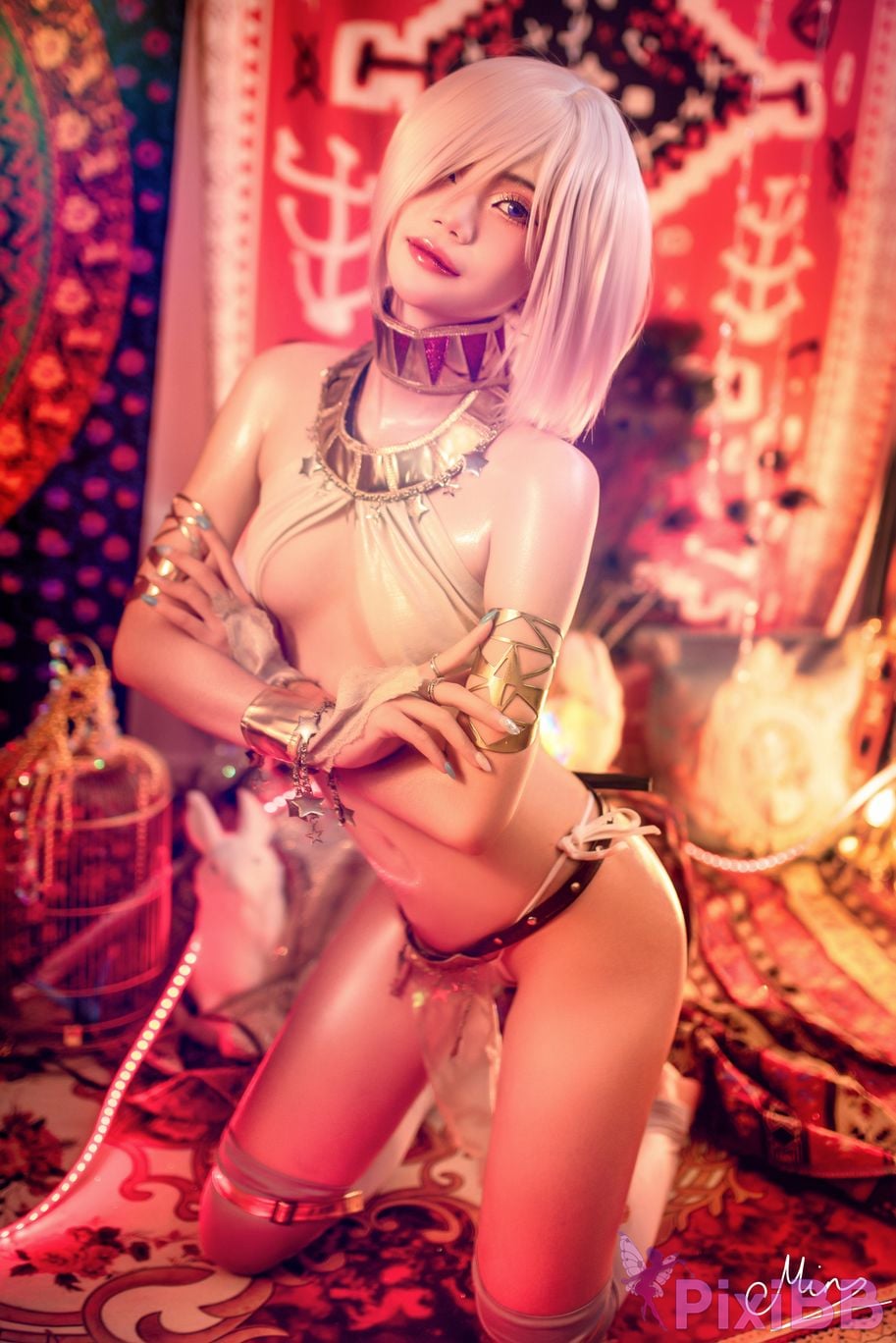 Cosplayer Miinmeow Mashu Dancer PixiBB.COM 005