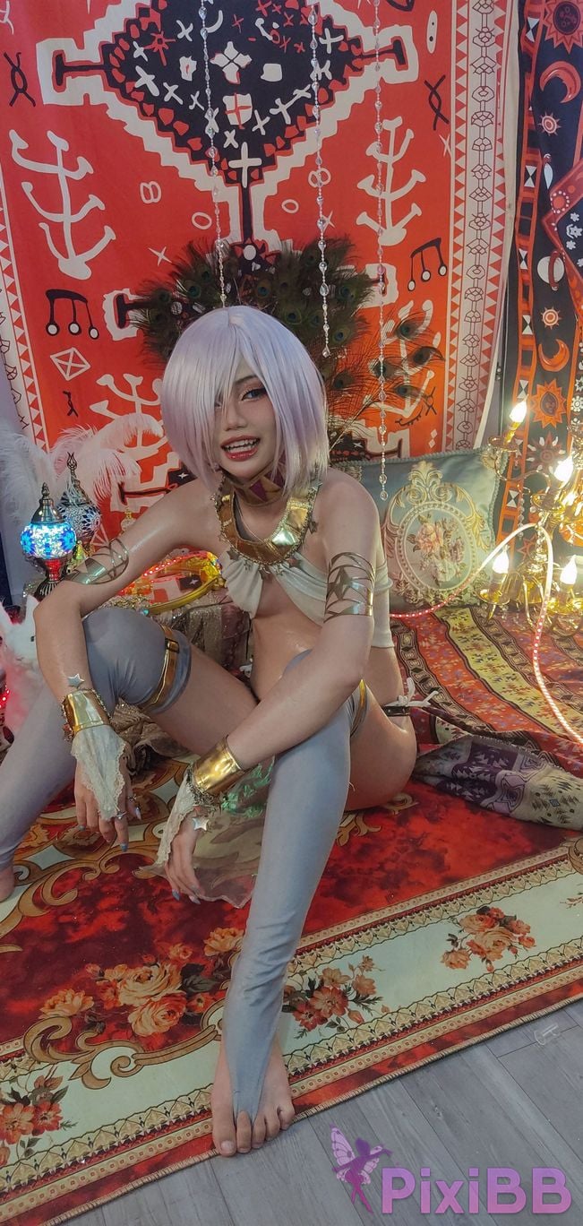 Cosplayer Miinmeow Mashu Dancer PixiBB.COM 038