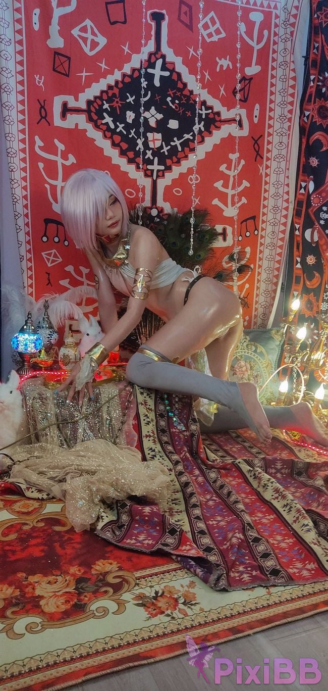 Cosplayer Miinmeow Mashu Dancer PixiBB.COM 058