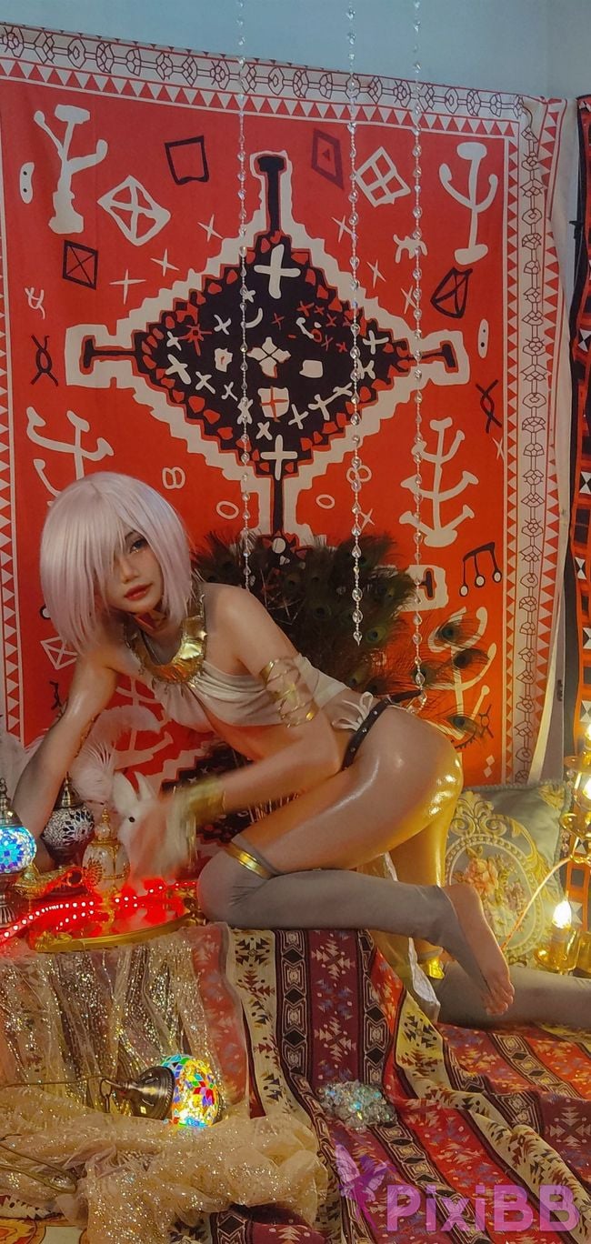 Cosplayer Miinmeow Mashu Dancer PixiBB.COM 066