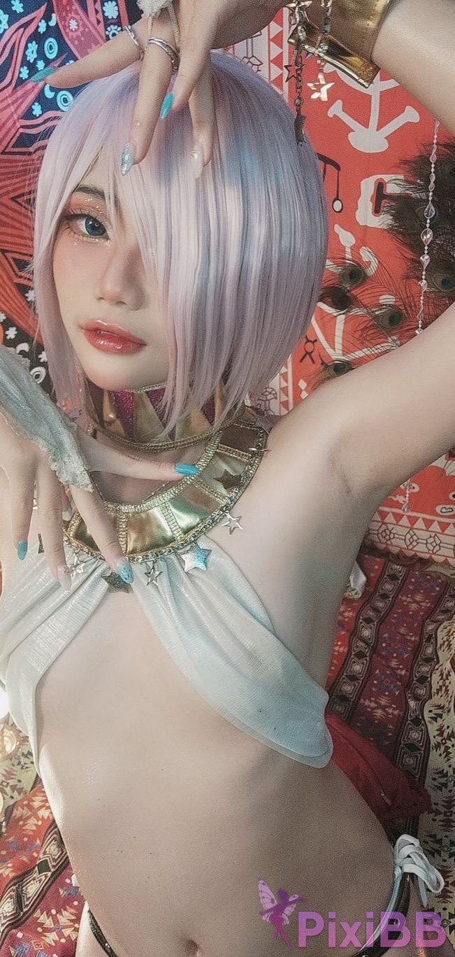 Cosplayer Miinmeow Mashu Dancer PixiBB.COM 073