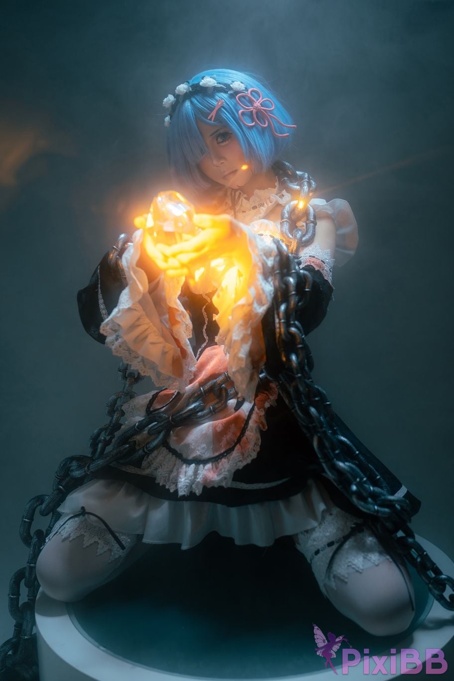 Cosplayer Iron hand calls the beast Damaged Rem PixiBB.COM 004