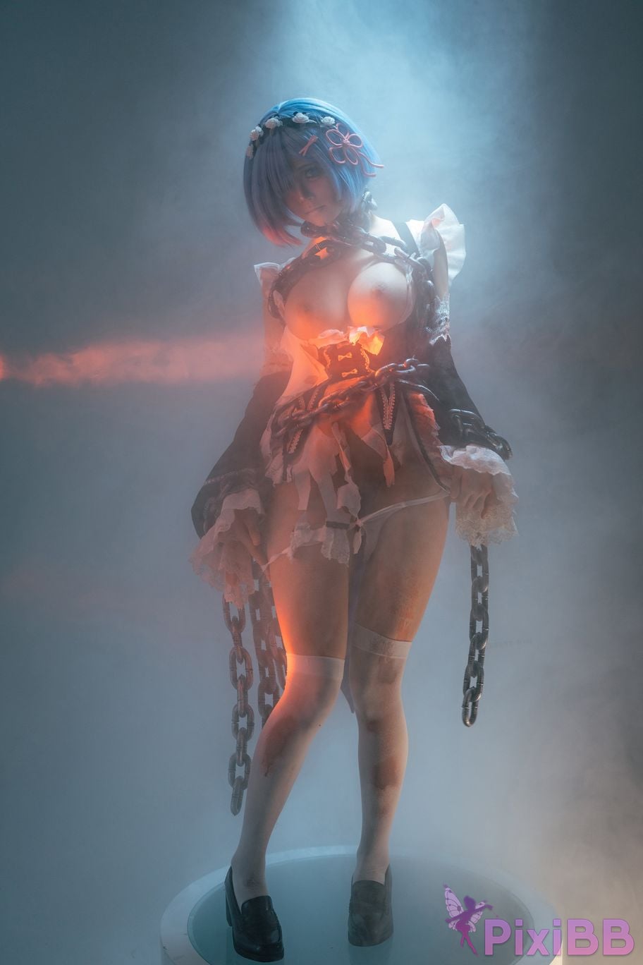 Cosplayer Iron hand calls the beast Damaged Rem PixiBB.COM 016
