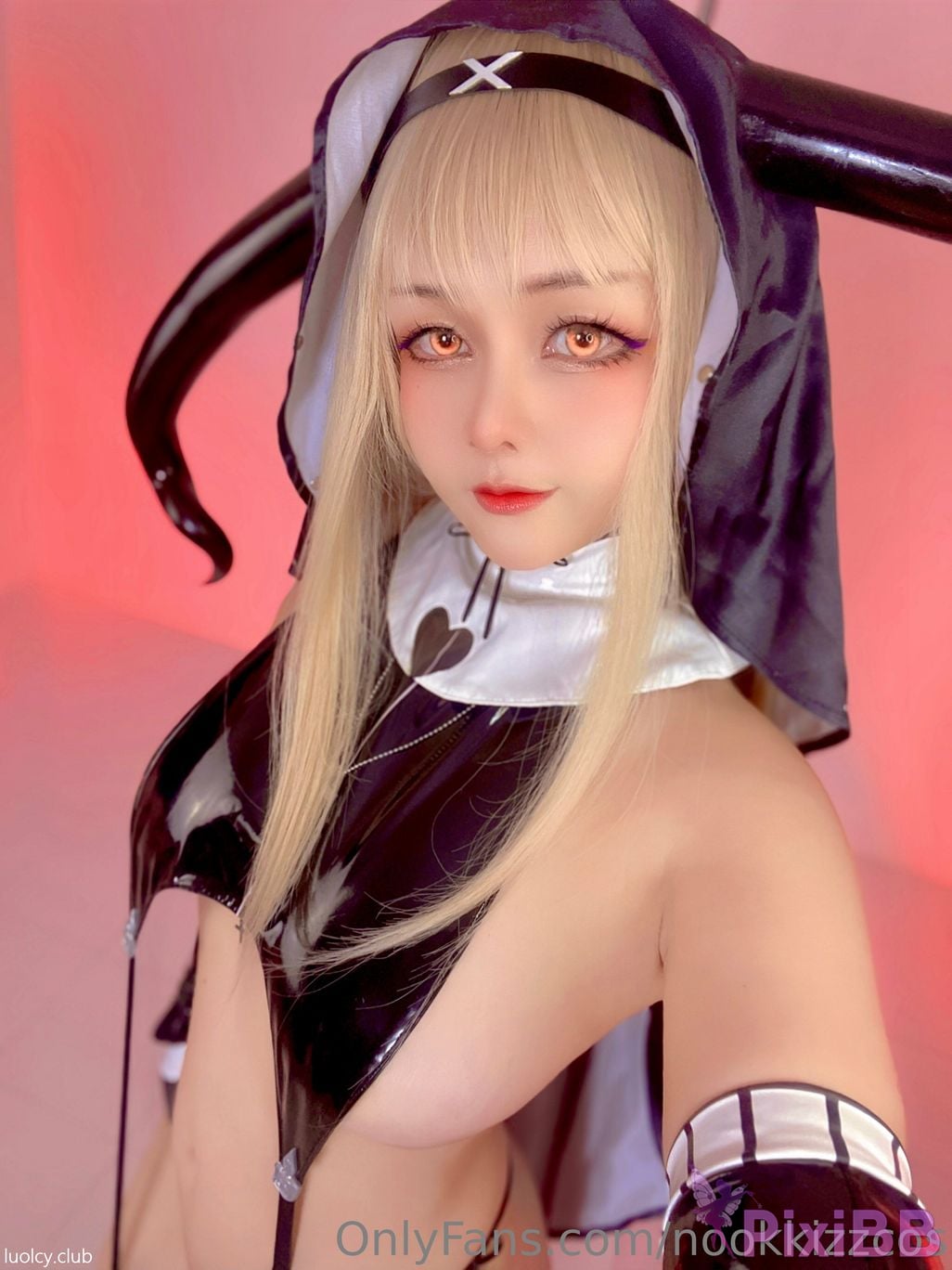Cosplayer nookkizzcos Horn Nun PixiBB.COM 001