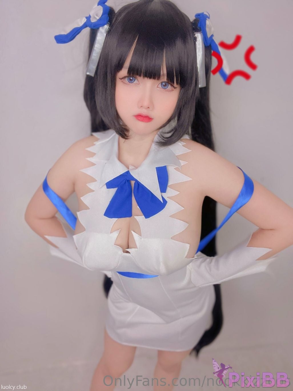 Cosplayer nookkizzcos Hestia PixiBB.COM 005