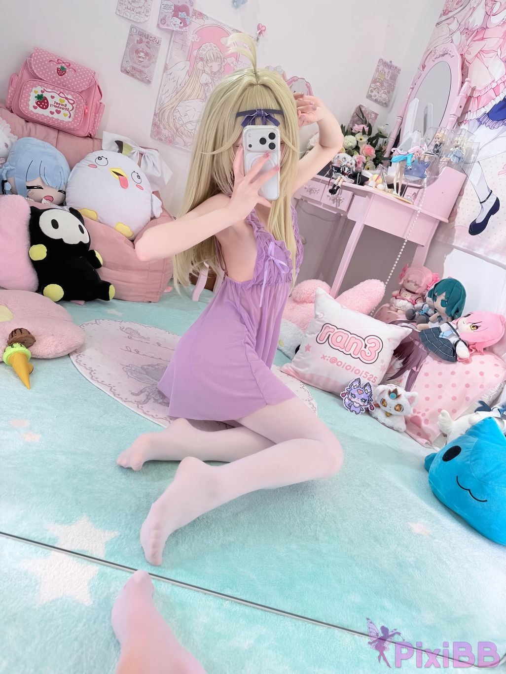 Cosplayer Somezo ran3 luluka White stockings and cool pajamas PixiBB.COM 090